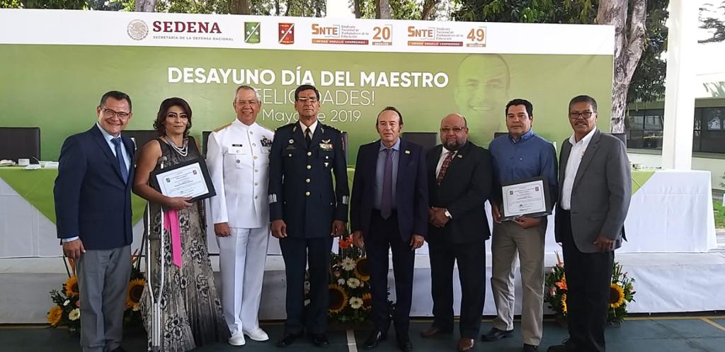 Reconocimiento Institucional SNTE-SEDENA a integrantes del Ejército Mexicano por el Día del Ejército